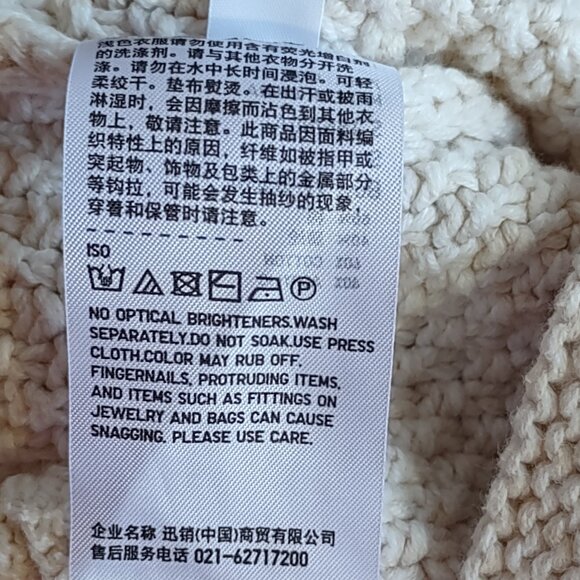 UNIQLO Women's Knitted Short Jacket Sweater/Cardigan Pockets Chic Size Small - Picture 12 of 12